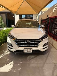 توسان٢٠٢٠ ماشيه ٥١ سياره بسمي مكفول شركة الكاصد خمس عدسات سياره تفيد ج...