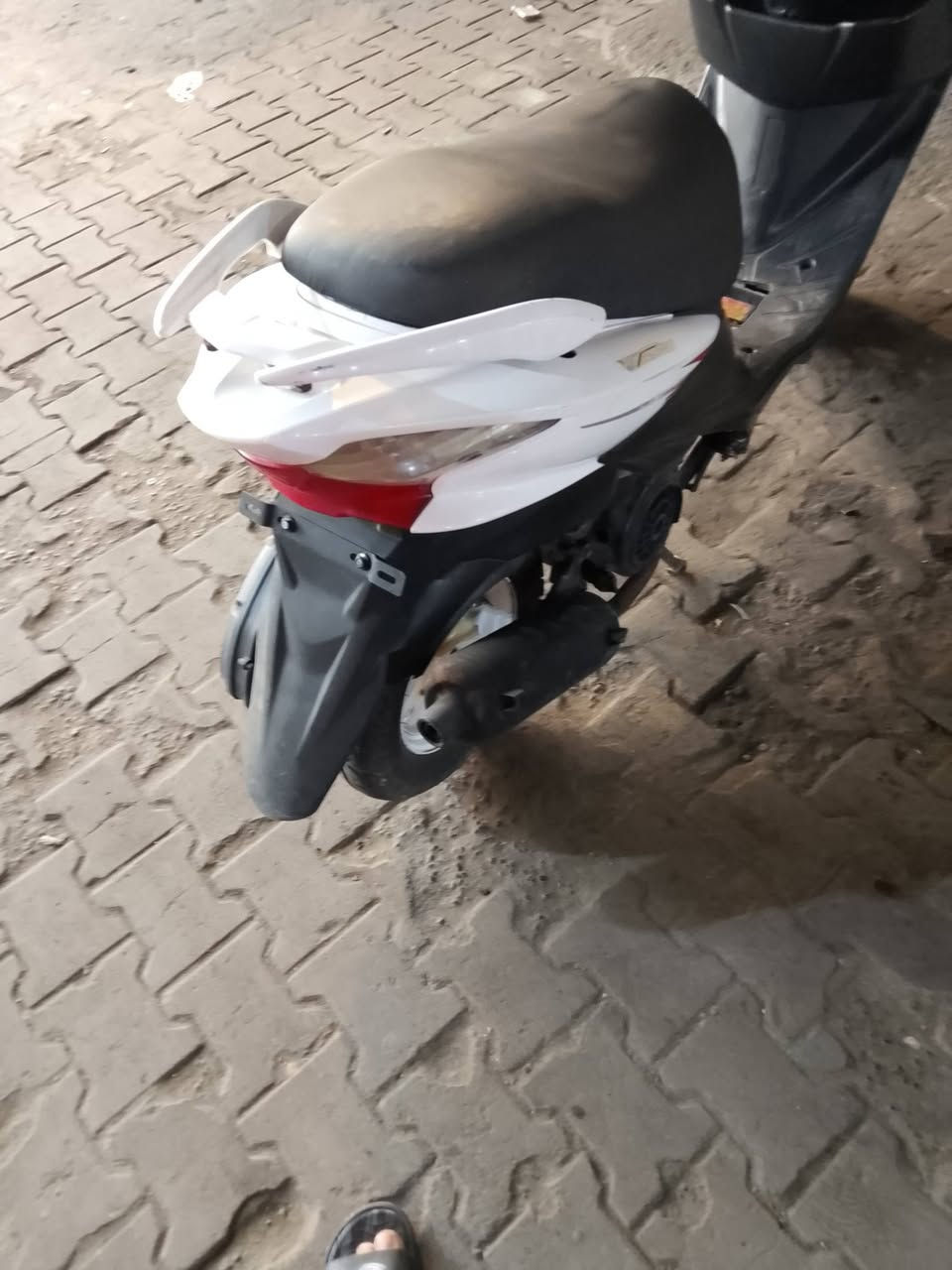 للبيع سعر 350
***********
