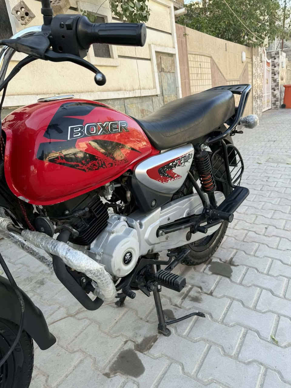 سلام عليكم دراجه بوكسر موديل ٢٣ شهر ١٠ مرقم سنويه ولوحه بغداد دراجه اخت الزيرووو مكفوله من الشخط كفاله عامه مابيه اي نقص نضافه فول الشراي يتصل *********** مكاني ديالئ بعقوبه
