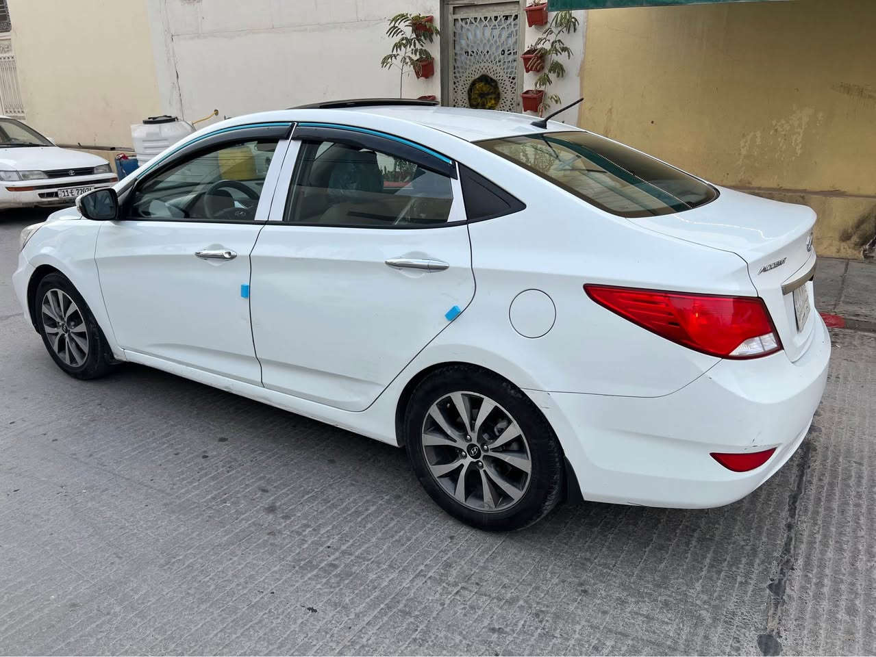 🚗 للبيع – هيونداي أكسنت (وارد خليجي)

📌 الموديل: 2016

⚙ المحرك: 1600 

✨ الحالة: السيارة فول مواصفات 

🪪 الرقم: بغداد بسمي

💰 السعر: 105 قابل للتفاوض 

   *********** ☎️

السلام عليكم اكسنت ١٦ رقم بغداد بسمي فول فتحمه شاشه كامره ويل كب تحكم محرك ١٦٠٠ دبل خطره  مكينه كير نضاف

حداديه زينه تبريد ثلج سيارة بيها قطعتين صبغ فقط بدون داخل جاملغ وباب اثر دحجه بسيطه السعر ب105 وبيها مجال 

مكان سياره نجف الشراي يتصل النجف, العراق
