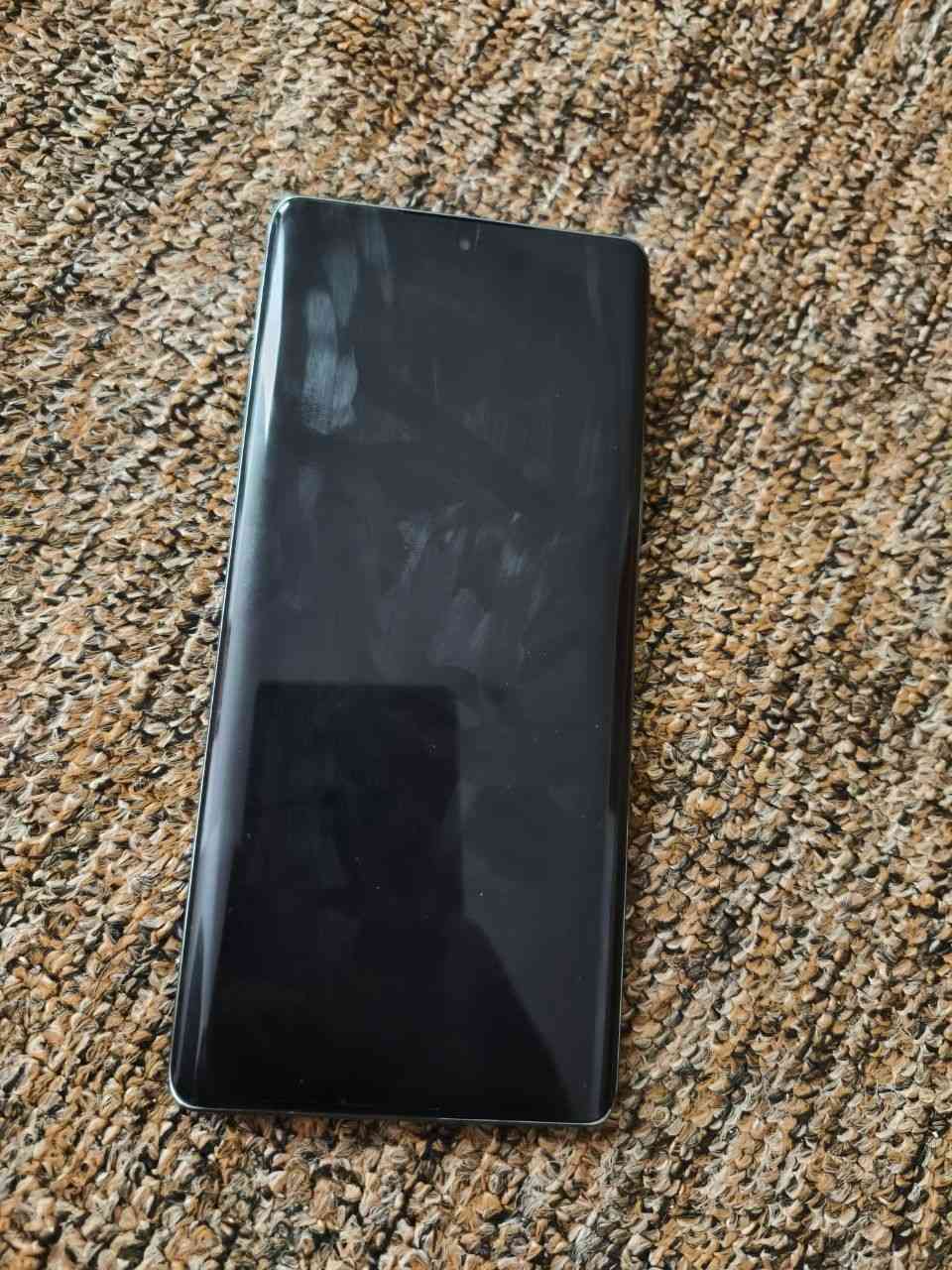 هونر إكس a9 نضافه شوفت عينك كرتونه مالته موجوده بلا غراض ١٥٠ ومجاله شي قليل شراي تصل ***********
