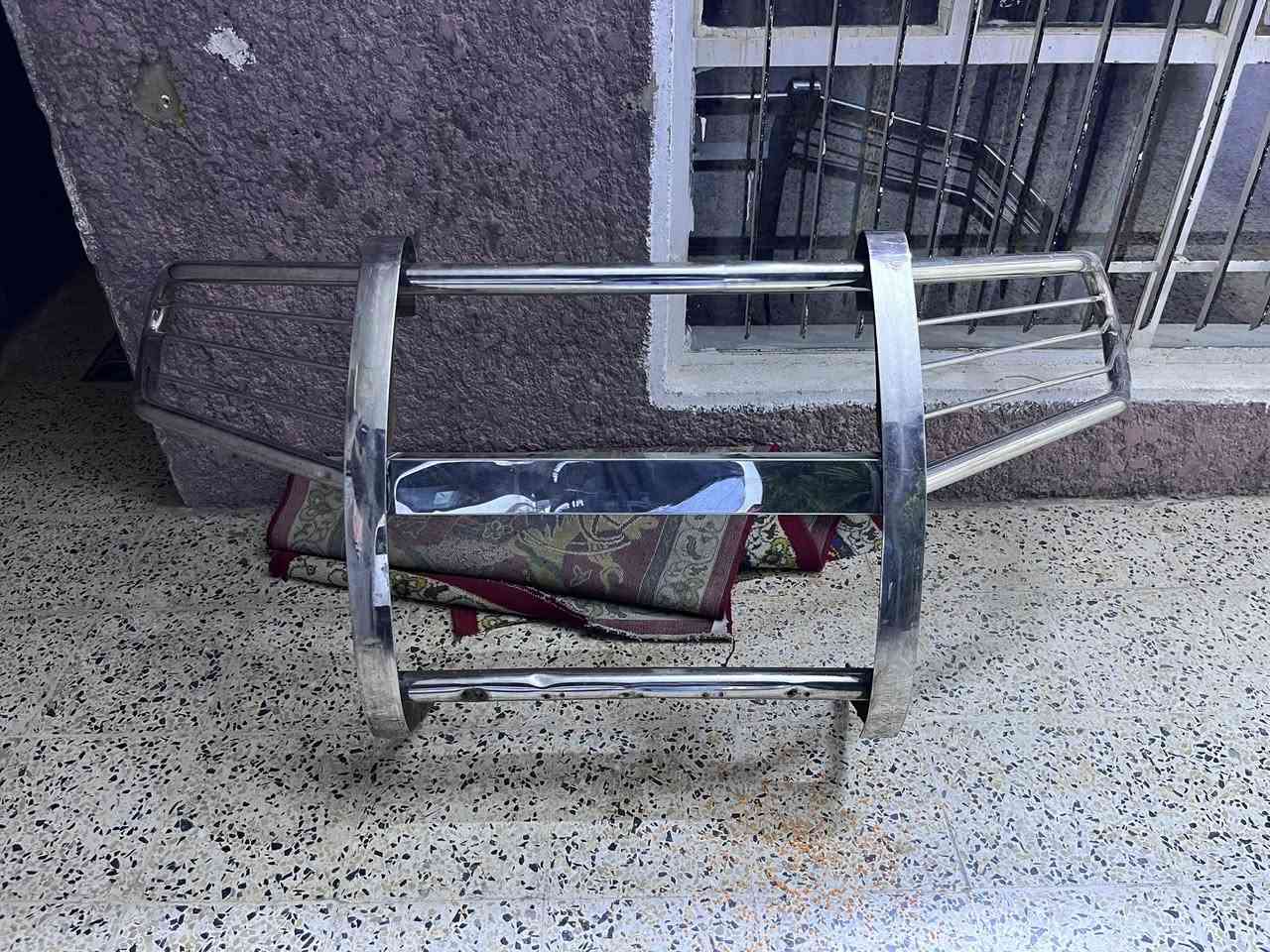 سلام عليكم خوان عندي درع ما كية حمل فحل الدرع سل ستيل  مفصل تفصال جاهز جيب وشد الدرع غيم واخذ بس رحمل لوالديك لا تكسر بل سعر العنوان بغداد الكمالية شارع المصرف رقم الخاتف ***********
