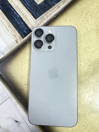 السلامم عليكم ايفون 15بروو ماكس ذاكره 256 بطاريه99مستبدله هيه والشاشه ...