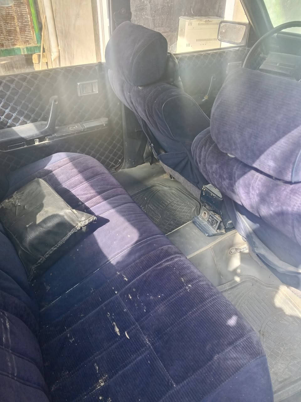 سلام عليكم سوبرموديل 85 كير ومحرك بطه تبريد ويه السويج رقم انبار نكليزي بسمي سياره جاهزه لبيع فقط سعره 26 وبيه مجال قليل مكانه ابوغريب ولاستفسار اكثر *********** او ***********
