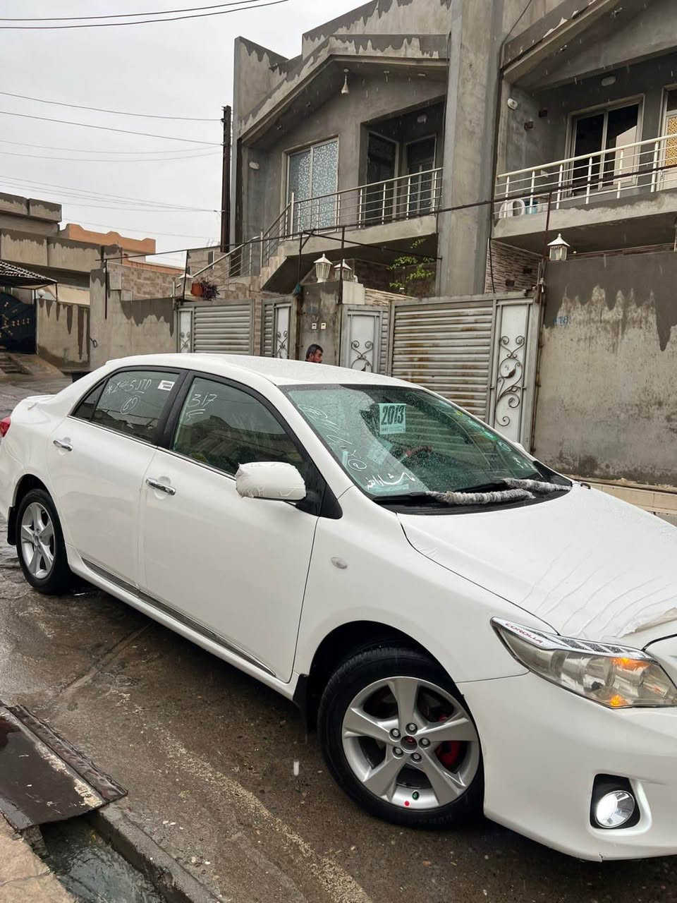 موديل ٢٠١٣ فول فوله به س سلايت نيه  ئاوينه شه فت ناو فؤرميكا چار په نجه سارده كوتي هه يه هيجي تري نيه ساره كه زؤر پاك و خاوينه ٤ وه ره قه خه رامه  ي له سه ره ***********///*********** أربيل, العراق
