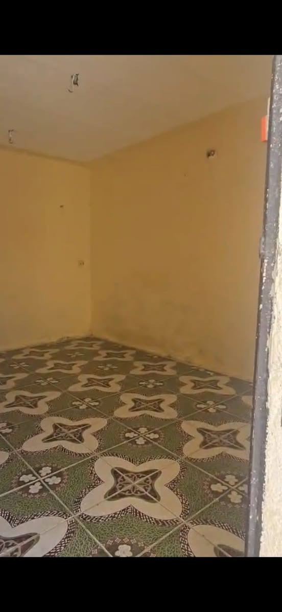 دار للبيع طابو ١٠٠ متر
الدار وجهه على ساحه 
ركن البيت مدرسه ابتدائيه 
والركن الثاني متوسطه موقعه يخبل  شراي خاص اني مكلف بل نشر


**إذا كنت صاحب هذا الإعلان وتريد حذفه لأي سبب، رجاءا أرسل رسالة إلى الدعم الفني**
