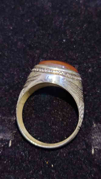 عقيق يماني طبيعي صياغة يدوي السعر 50الف العنوان بغداد زعفرانية فضه 925الهاتف *********** بغداد
