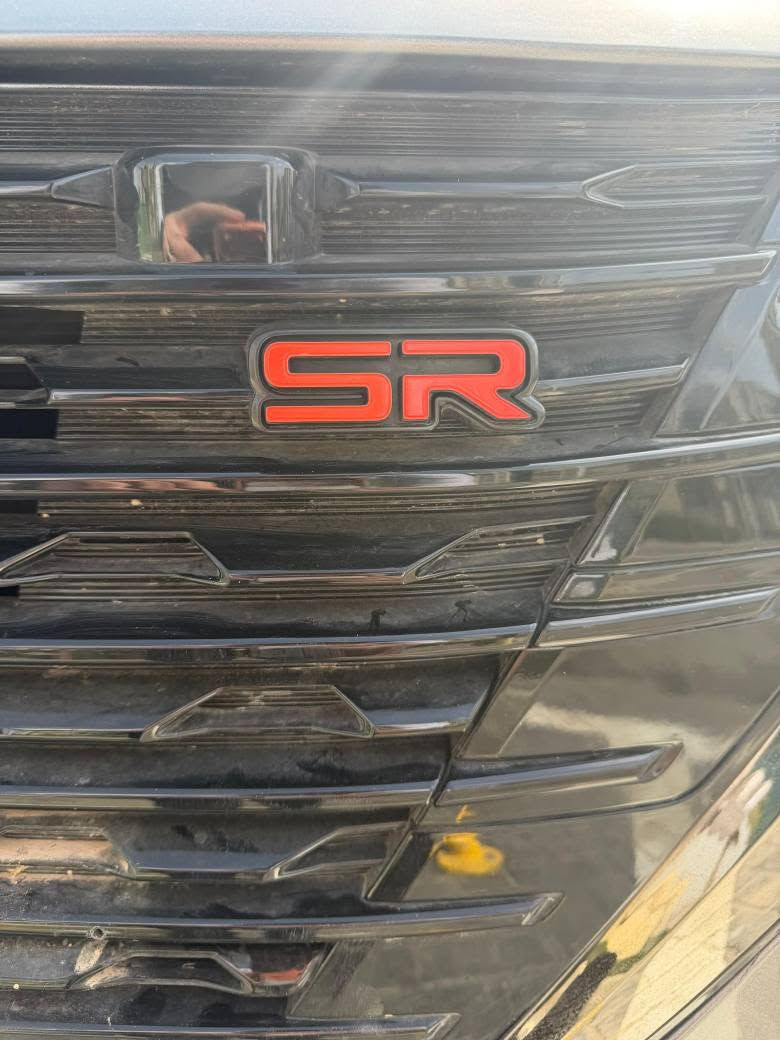 2024 SR سێنترا
بێ بۆیاغ و بێ ژوورەوە و بێ ئێرباگ 
تەنها بۆنیتی گۆڕاوە بە بیلاد 
١١ هەزار ڕۆیشتووە 
کاتی نەشکاوە
 ۱٥۲ و مەجال
*********** أربيل, العراق
