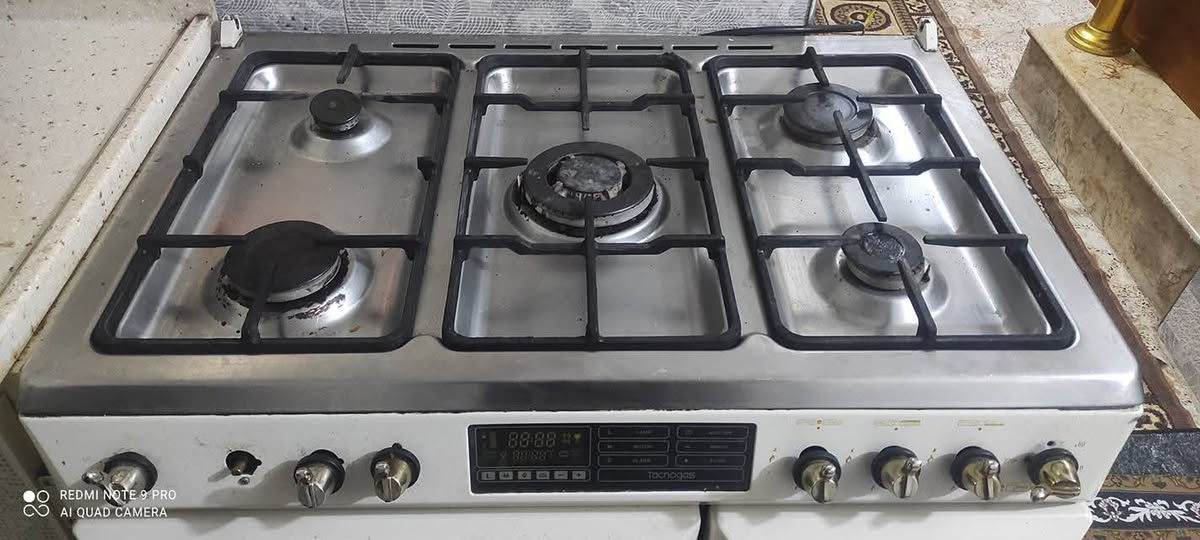 طباخ ملكي اخو الجديد ب450الف *********** مكاني بغداد الشعب حي البساتين بلضباط قرب  شقق عبدالعزيز مقابل ملعب القفص الذهبي
