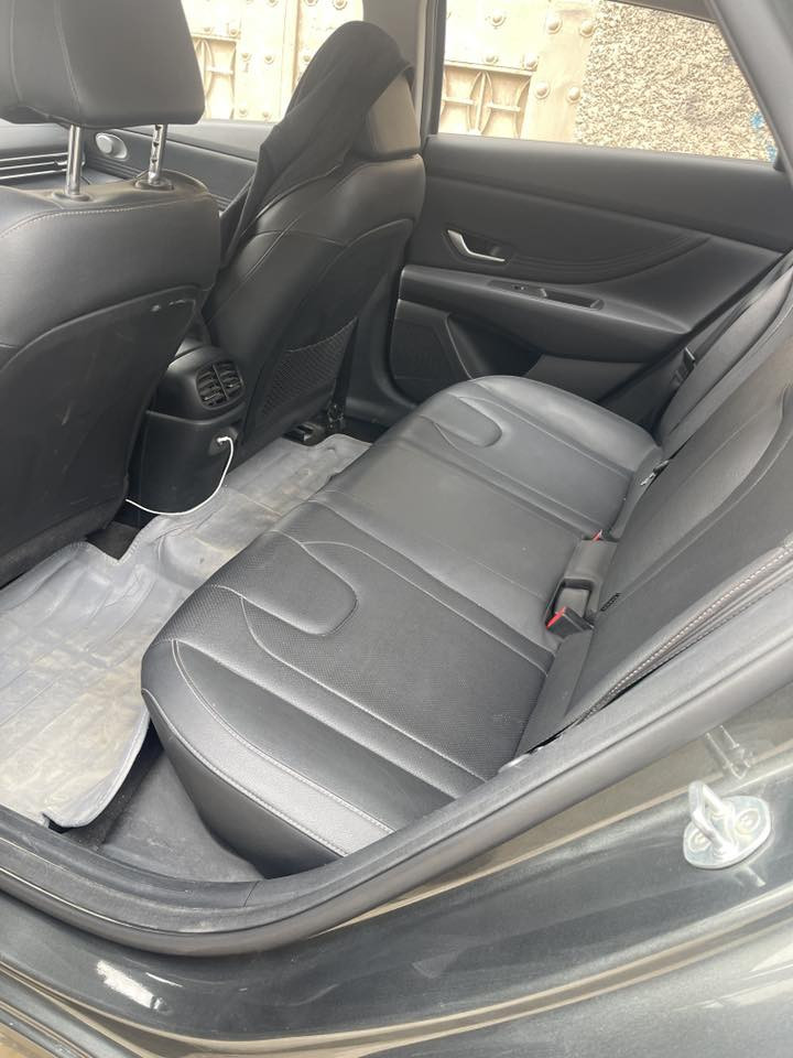 النترا موديل 2023 فول كفالة عامه السيارة ماشية 32 الف
السعر 145$ 
السيارة كلش جديده الله شاهد 
وكله بانزين محسن 
رقم اربيل الجديد 
لون نفطي مميز 
مكانها بغداد الكرخ
للاستفسار ***********
