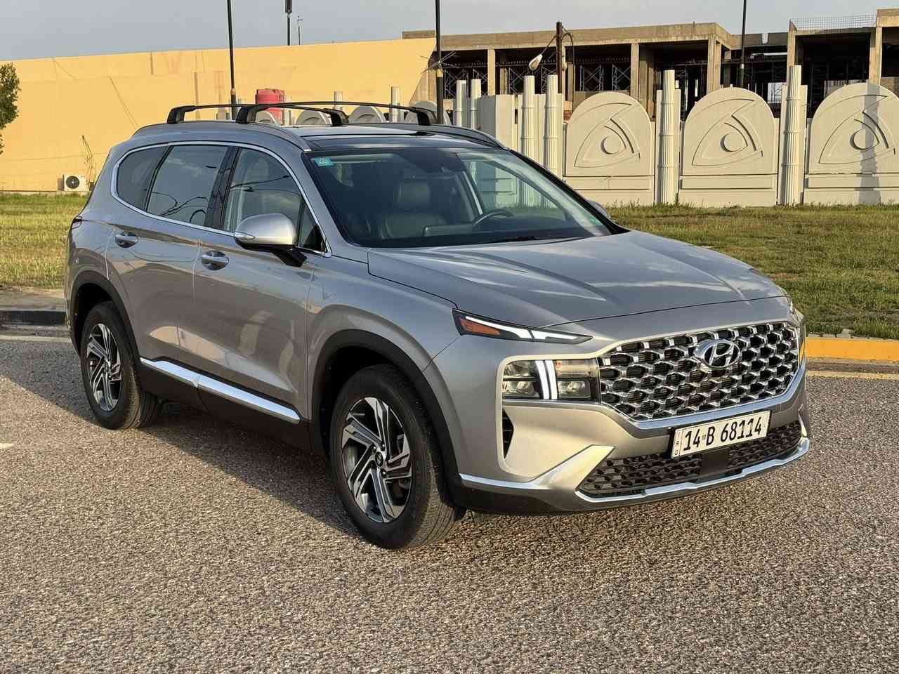 اسم السيارة : هونداي سنتافي
{1} الفئة : SEL PREMIUM 
{1} الموديل : 2023
{1} عداد المسافة :  7 ألف
{1} اللون : سلفر
{1} اللوحة : حرة رقم بصرة باسمي 
{1} السعر : 235$
{1} المحرك : 4 سلندر 2500
{1} حادث السيارة : مكفولة كفالة عامة من الضربة والصبغ السيارة تقرير مياه امطار برغي ما مفتوح بيها شرط الفحص تعمل وتسير من امريكا   السيارة جديدة بمعنى الكلمة بالكارتون 
{1} رقم الشاصي : 5NMS34AJ5PH636468
المواصفات : بانوراما - رادار امامي  وجانبي وخلفي - ٥ كامرات - بصمة - تشغيل عن بعد - صندوك كهربائي - كشنات جلد  - اشاير بالمرايا - انارة LED - زلاجات - شفتات ستيرن - كشنات كهربائية - وضعيات قيادة - اوتو هولد - تدفئة كشنات - شحن لاسلكلي - سستم صوت HARMAN/KARDON - عينة دجتال - قيادة ذاتية  - الخ ….
للأستفسار الاتصال على : ***********
