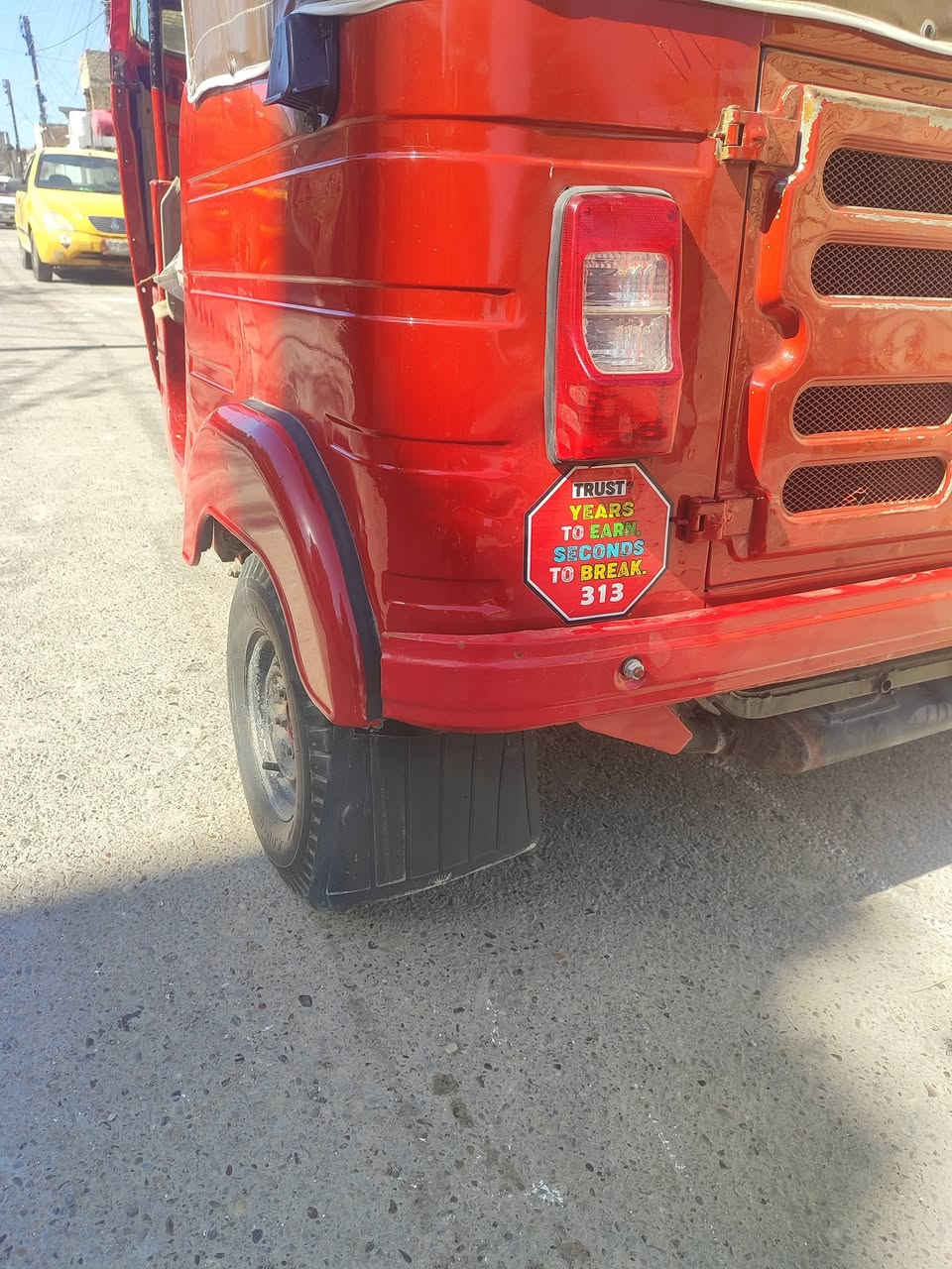 السلام عليكم تكتك موديل 18رقم وسنويه تحويل ثاني يوم معمره بس دوس  مكينه لا تنقيص ولا تبخير بلادي تكتك العنوان الحسينية مال راشديه ***********
