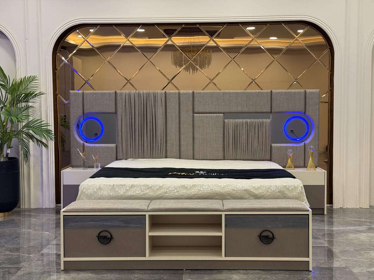 ✨ موديل سالسا – ستايل مودرن ✨

🛋️ عدد القطع: 10 قطع
📏 العرض: 320 سم

🔹 المواصفات:
1️⃣ ظهر بلوك
2️⃣ براغي وچوي حديد
🛏️ سرير مخزن جك
⭐ شغل درجة أولى

📩 للمزيد من التفاصيل:
راسلوا الصفحة مباشرة
أو اتصلوا على الرقم:
📱 ***********
(يتوفر واتساب لخدمتكم
