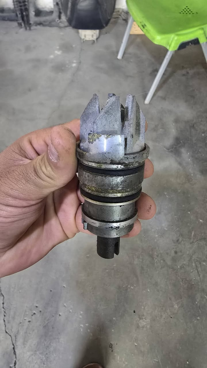 للبيع غراض فورزه تفصيخ اصلي
0/10
0/9
0/8
شنوالتريده موجود العنوان 
البصره _ القرنه
الهاتف ***********
