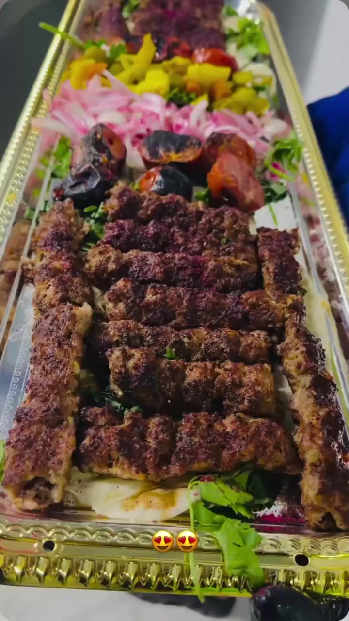 لسلام عليكم اني خلفة مال كباب محتاج شغل كون مبيت***********
