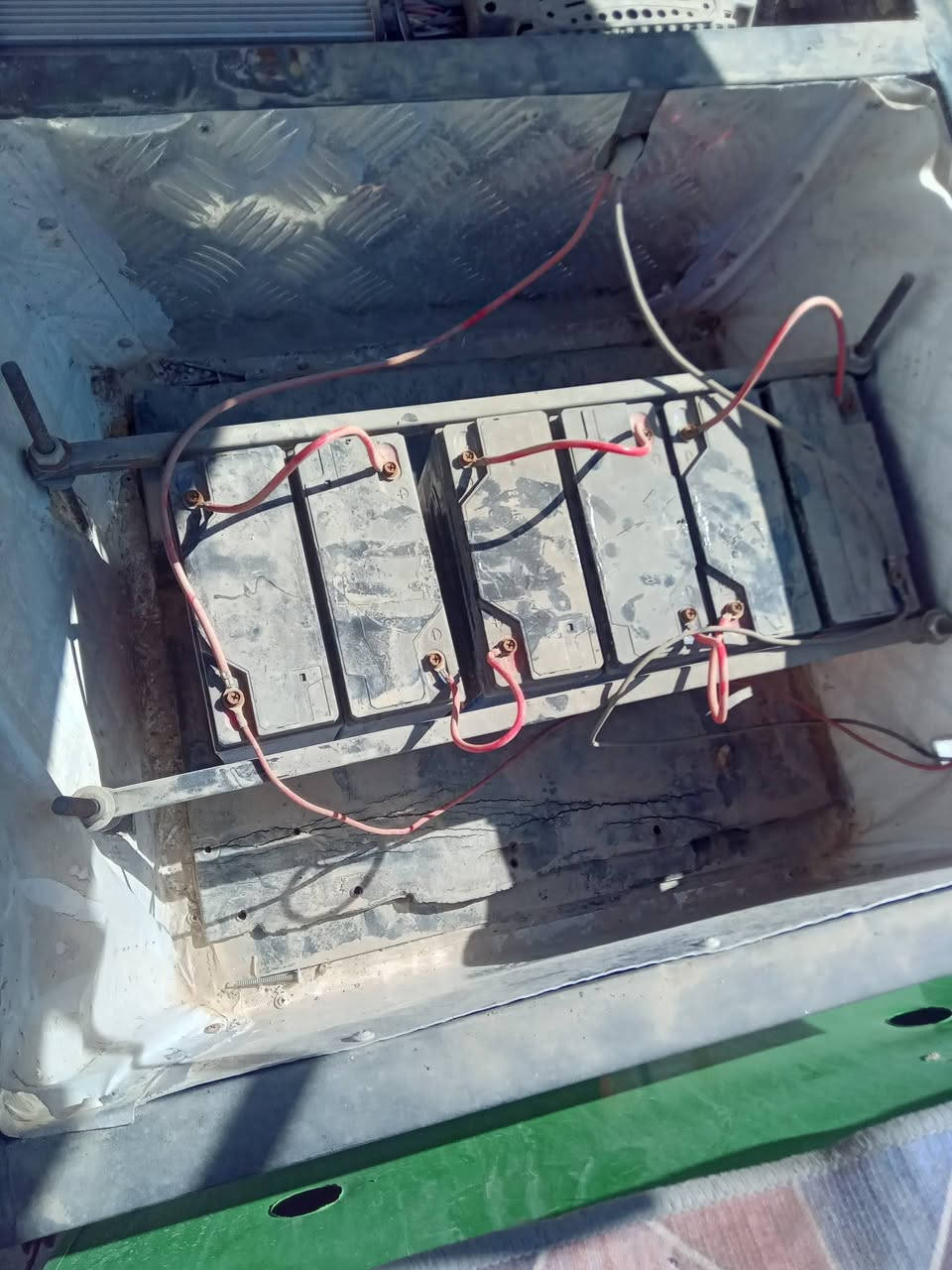 للبيع ستوته نضيفه الشراي يجي خاص اي خياس مابيها 
الاتصال ***********
