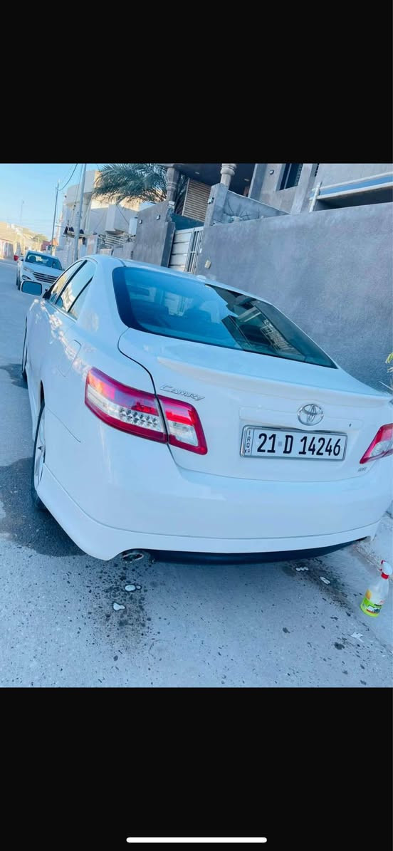 السونار مرفق 
كامري 2010 
وارد امريكي كير مكينة حدادية نظيف 
تبريد ثلچ 
ويل 17 بلادي 
رقم سليمانية بأسمي تحويل ثاني يوم 
مواصفات كشن كهرباء 
جام اوتو كله 
مانع انزلاق تحكمات 
كشنات تغليف جلد اصلي
مكاني كربلاء الحسينية
رقم الهاتف : *********** كربلاء, العراق
