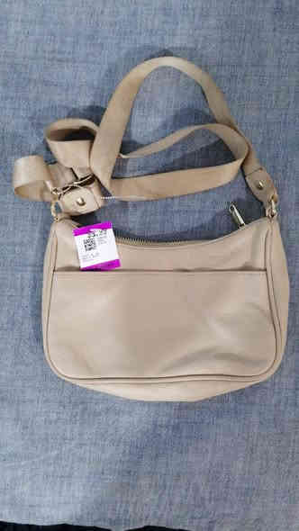 السلام عليكم  جنط درجه اولى   عنوان المحل ابي غرق السوك مقابل مجمع الحسين الطبي مجاور  ابو الالبان فرع المخبز الاتصال *********** اهلا وسهلا يوجد توصيل
