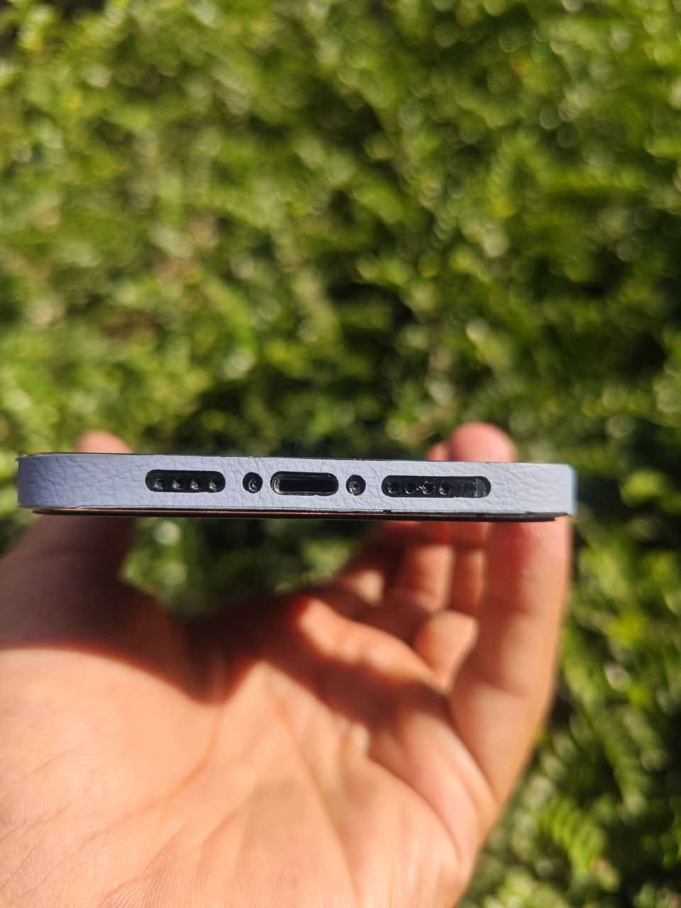 ايفون 12 برو ماكس وتر بروف ما داخل تصليح ما يعبر هوه
ذاكرة256  خط واحد 
بطارية 78 صرف طبيعي 
جهاز نظيف جدا  كما موضح بالصور مابي لا ضربه ولا نكرة 
ونظافة الاطار موضحة بالصور 
سعر 440 الف 
مكاني فلوجة او صقلاوية 
*********** الفلوجة, الأنبار

