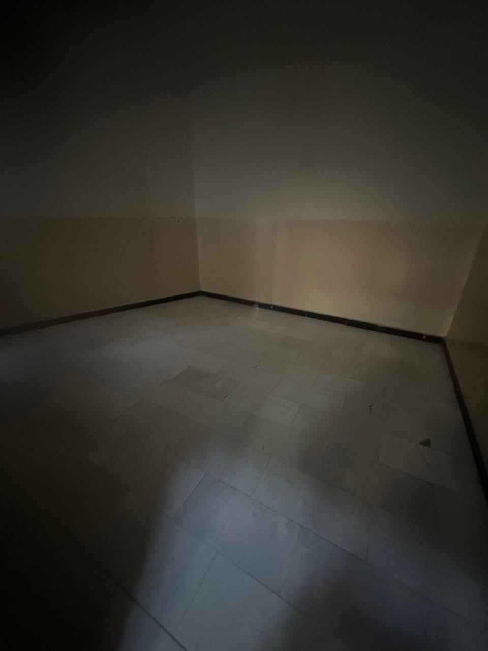 شــــقة للايجــــــٌار 
  

#آلمـــوقع  // الحلـــة حــي الحسيــن قــرب شــارع السندبــاد   

 طابـــق ثانــــي   
 
#المحتويـــــات //

استقبال وهــول ومطبـــخ وغــرف نــوم عــدد 2  وبلكــونة وخدمـــات 
____________________
#للاستفسار اكثر الأتصال آو واتساب:
***********
*********** 
او زيارة مكتب ( #رؤية #المستقبل #للعقار #والبناء)
____________________
🔻لمن يرغب في عرض عقاره للبيع أو للايجار طابو صرف او زراعي تجاري او سكني يرجى مراسلتنا
