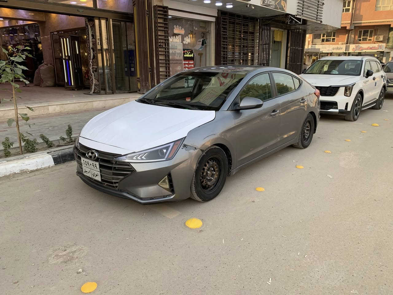 للبيع الانترا موديل 19  السياره جديده وجاهزه من كلشي الكير اي تي السياره بدون ايرباك صور الحاده مرفقات بلمنشور السياره سرفس ما مشتغل بيها مكانها حله السعر 132 الاتصال*********** تريد وكاله او تحويل
