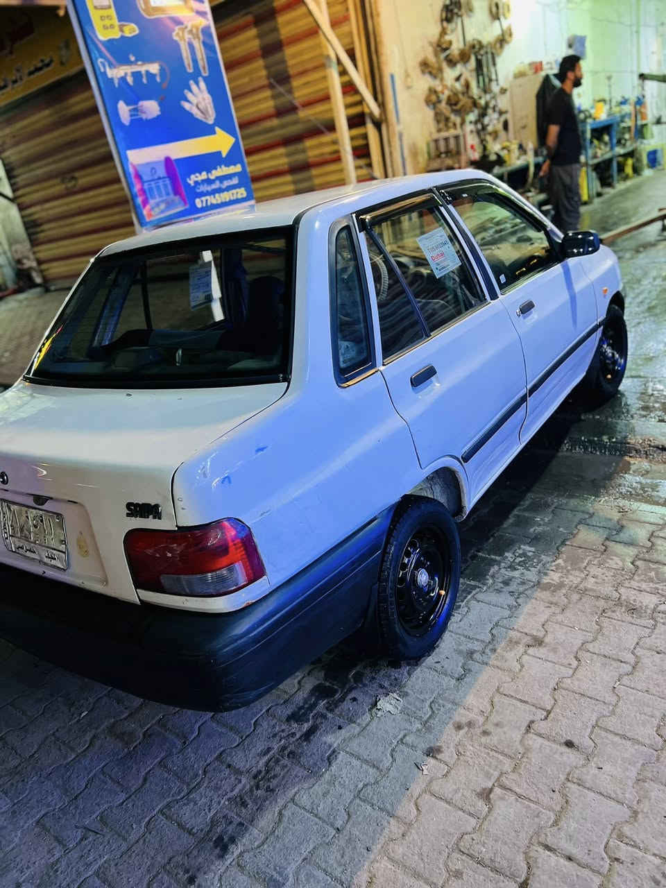 السلام عليكم سياره سايبه للبيع
مديل 2011 سياره جاهزه
ماناقص اي برغي كير ومكينه جدد
حداديه وره كدام جاهزه 
بيها جاملغ صوب صايق مبدل امامي 
سنويه ساقطه نهاية 2021قريب2022 رقم نجف
عليها غرامه 220 ينزلن من السعر 
بعد الاتفاق 
مكان النجف مقابل باب الخروج مال كراج بغداد 
سعر السياره 28وبيها مجال بسيط حك الجيه رقم المبايل***********
