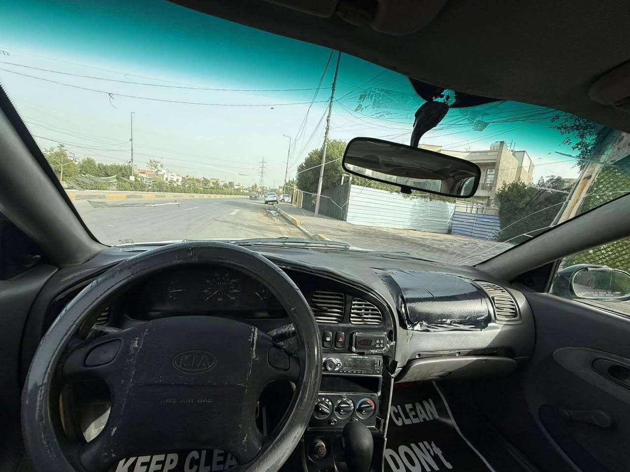 � للبيع | كيا سيفيا 2001 🚗

السيارة بحالة تشغيل يومي، تمشي وما تشتكي، مناسبة للاستخدام أو كسيارة اقتصادية.

🔹 الموديل: 2001
🔹 الكهربائيات: بلادية وشغّالة 100%
🔹 الكير: نظيف
🔹 المكينة: جيدة وبيها بداية تبخير خفيف
🔹 الصدر: أمامي وخلفي نضيف 
🔹 والتايرات: بحالة جيدة جداً
🔹 السيارة: خير من الله

📌 ملاحظات (للأمانة):
▪️ بداية تبخير خفيف
▪️ تحتاج شغل بسيط حسب رغبة المشتري
▪️ طبيعية على موديلها وعمرها

📍 الموقع: بغداد – البياع حي الإعلام 

💰 السعر: 27
🛠️ بيها مجال بسيط

📞 رقم الهاتف:
*********** بغداد, العراق
