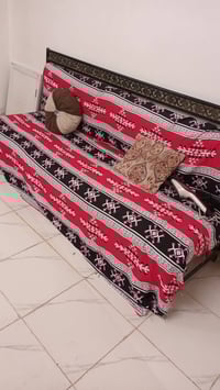 كنب • مفروشات