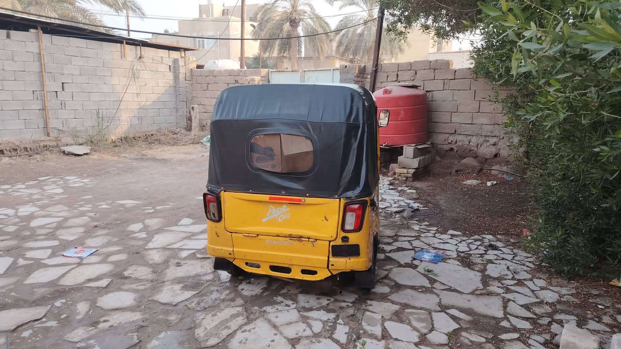 تك تك بياجو موديل 2020 أوراق اصولية السعر 3ملاينين
محرك بي جبنه بس  كشرها نظيف ابيع شوف العين
البصرة رقم *********** بي واتساب
