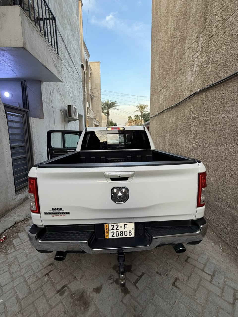 دوم رام للبيع 1500 بك هورن موديل 2021
باب طويل بدي قصير المرغوب

ماشيه ٩٣ الف

مواصفات ال بك هورن معروفه

السعر /270 ورقه 

للاستفسار على الرقم /***********
