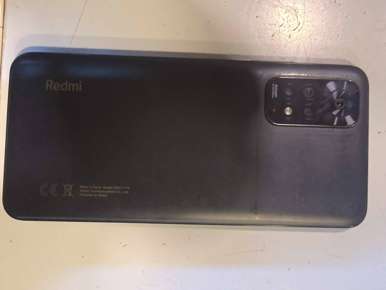 موبايل نضيف لوك بس شاشه بيها فطر
ذاكره 128
رام6
السعر 70 وبي مجال بسيط
***********
