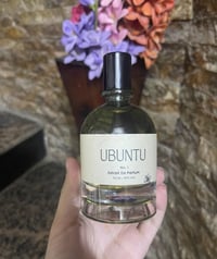 عطر • مستخدم • ١٠ مل