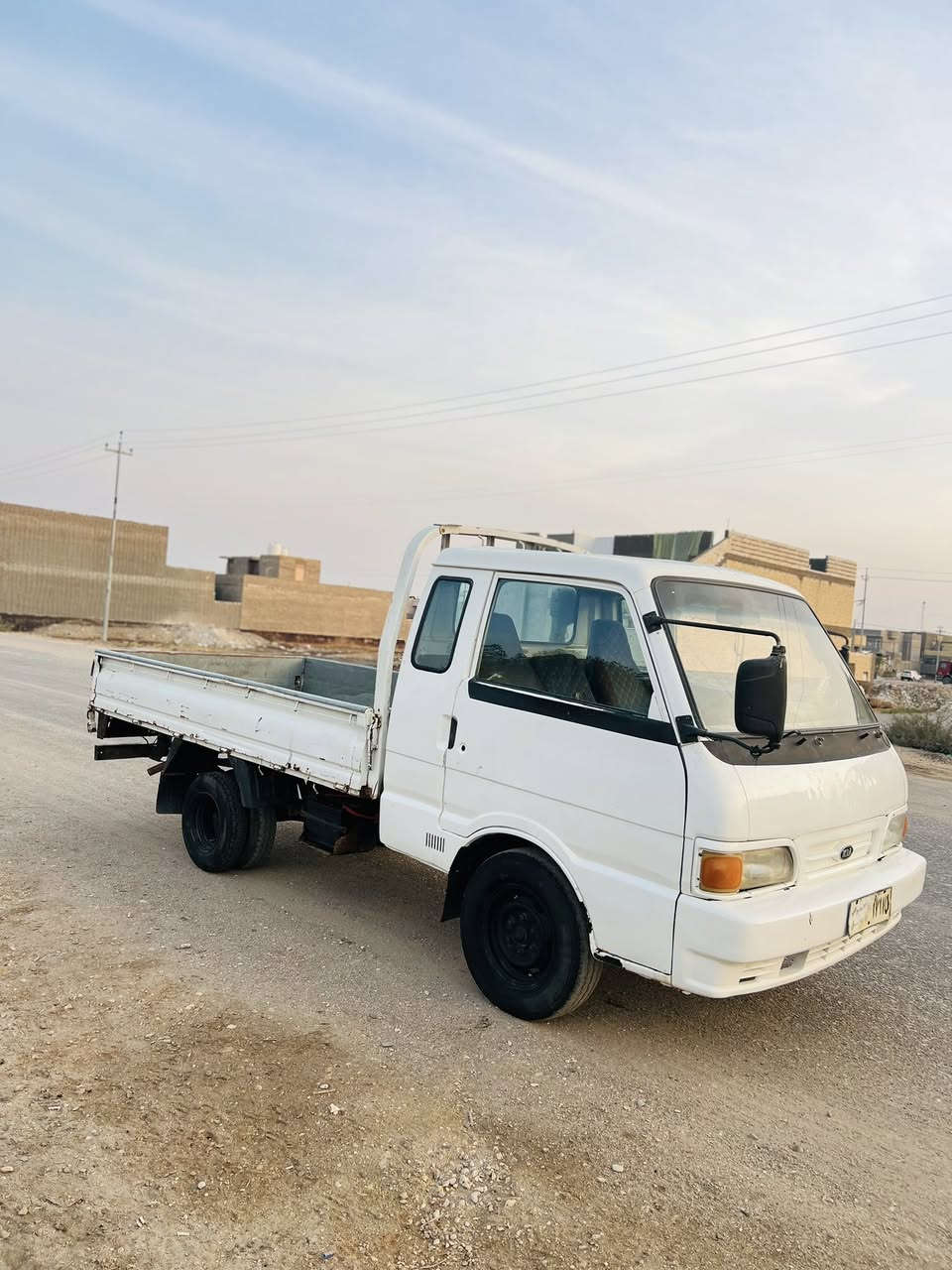 سلام عليكم بيع سريع كيا حمل بنكو1996كير ومحرك وحداديه كفاله تخم تاير جديد مال جناي جاهزه الاخير 
السعر38وبيها مجال 
الاتصال***********
مامتواجد بلخاص 👆👆
الشراي يتصل ويدلل
