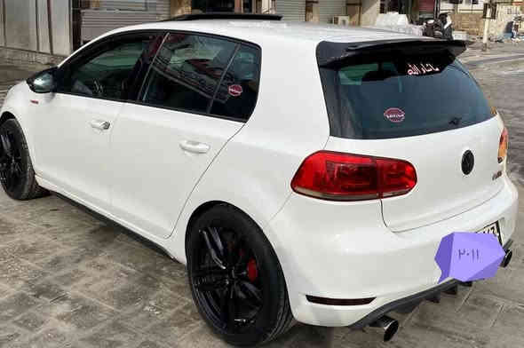 السلام عليكم
لعشاق السيارت الالمانيه الرياضيه
GOLF GTE
2011

وارد خليجي فول مواصفات واحد على واحد
محرك ٢٠٠٠ تيربو طيارة واقتصادي بشكل كير اوتو ديل كلج يعني صاروخ أرض أرض  مكفوله من كلشي من صبغ او حادث..
بيها بارد كلش خفيف الجاملغ الايسر الأمامي وشويه من البنيد أثر انفجار إطار السيارة..
سيارة جاهزة كير محرك تبريد صدر من كلشي بيها نواقص كلش قليقه تنزل من سعرها...
رقم أربيل الدولي وكالة عامة ب اسمنا شرط التحويل... 
سيارة شبابيه رياضيه وبنفس الوقت ترهم للبنات..
السيارة متواجدة في بغداد جانب الكرخ منطقه العامريه...
السعر المطلوب ٩٥ ورقه وبيها مجال بسيط جدا...
الاتصال على الرقم ***********
متواجد على الخاص أيضا.. بغداد
