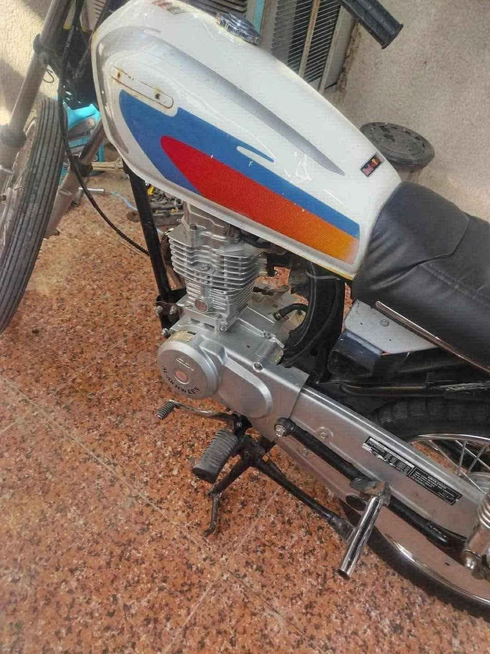 نامه للبيع  سوك شيوخ مكينتها مكفوله كلك سعر 550الف وبيها مجال مامتواجد بس ع هاذه رقم ***********
