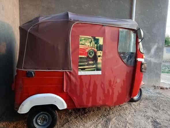 التيك توك 18 محرك 20 مقفوله والسعر اربعه وبها مجال العنوان ابو غريب وراح احط لكم الرقم مال واتساب واتصل على الواتساب***********
