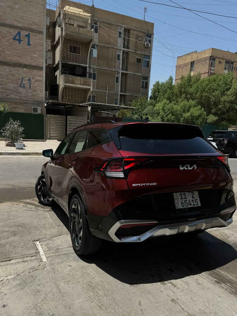 كيا سبورتج  موديل 23
السيارة مواصفات البرستيج معروفة 
حادث السيارة موجود بل صور 
ماشية 44 تقريبأ 
حادثهة كلش بصيط 
مكان السيارة زيونة 

رقم صاحب سياره ***********

