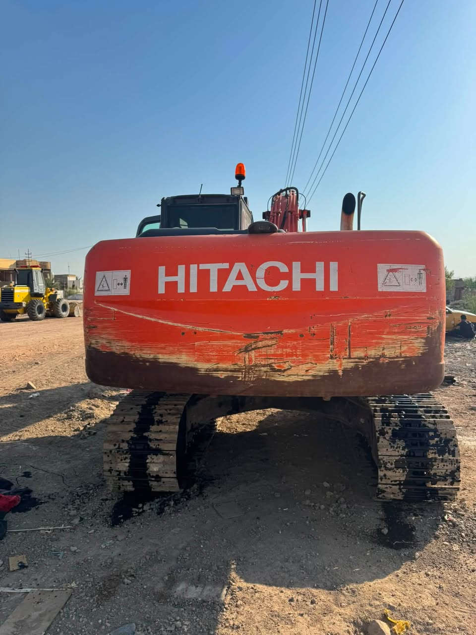 للبيع حفارة هيتاشي z3مأسسة جك نقار كفاله عامه ممفتوح برغي بيها جاهزه كل شي شغال تبريد كهربائيات حداديه مكانها ديوانية حي الفرات ***********
