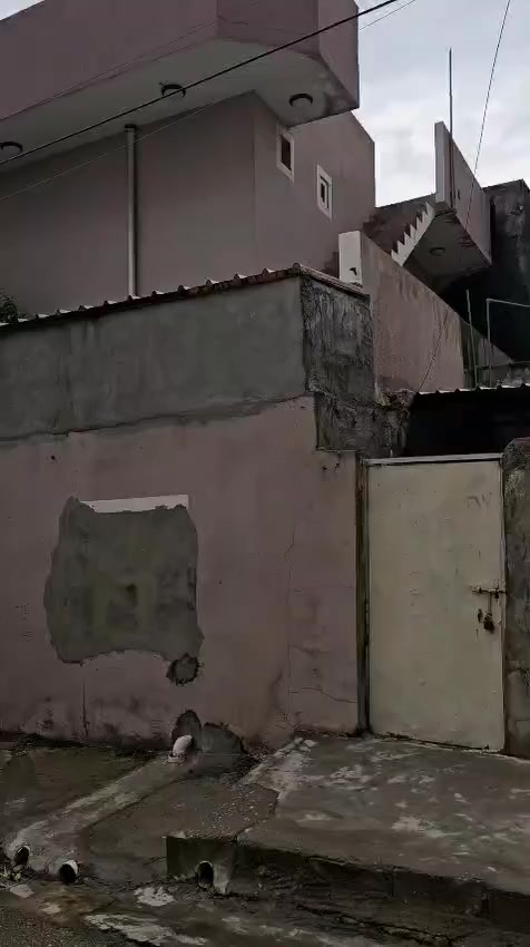 #دار طابو صرف 
#مساحة 165 ركن مكان ممير قريب من جميع الخدمات
#العنوان حي العلماء
#السعر مراسلة الصفحة
￼#‏للاستفسار اكثر اتصل بالأرقام التالية
***********
***********
