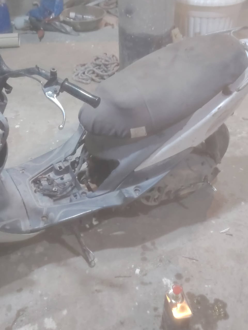 السلام عليكم دراجه ماكس قجمه سعر ٣٠٠ الف عنوان بصره المطيحه رقمي ***********
