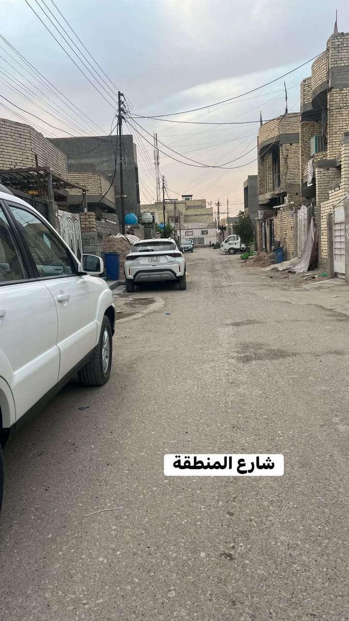 بيت طابو زراعي طابقين سند 25
خلف الجنسية المساحة 120 الواجهه 6 والنزال 20 والسعر 125 وبي مجال قليل 
للاستفسار 
***********
***********
