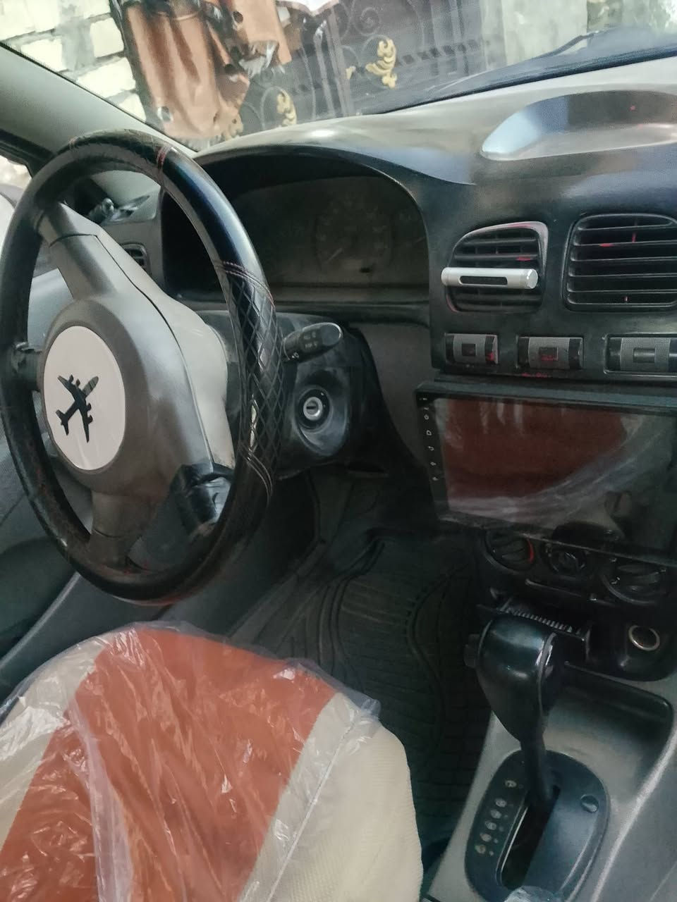 سلام عليكم
كيا ريو موديل ٢٠٠٢ كير اوتوماتيك 
كير محرك كفاله صبغ عام للجماليه بدون دواخل سياره حلوه مال جناي العنوان بغداد البياع الشرطه الخامسه  السعر35وبيهامجال هاتف *********** بي وتساب
