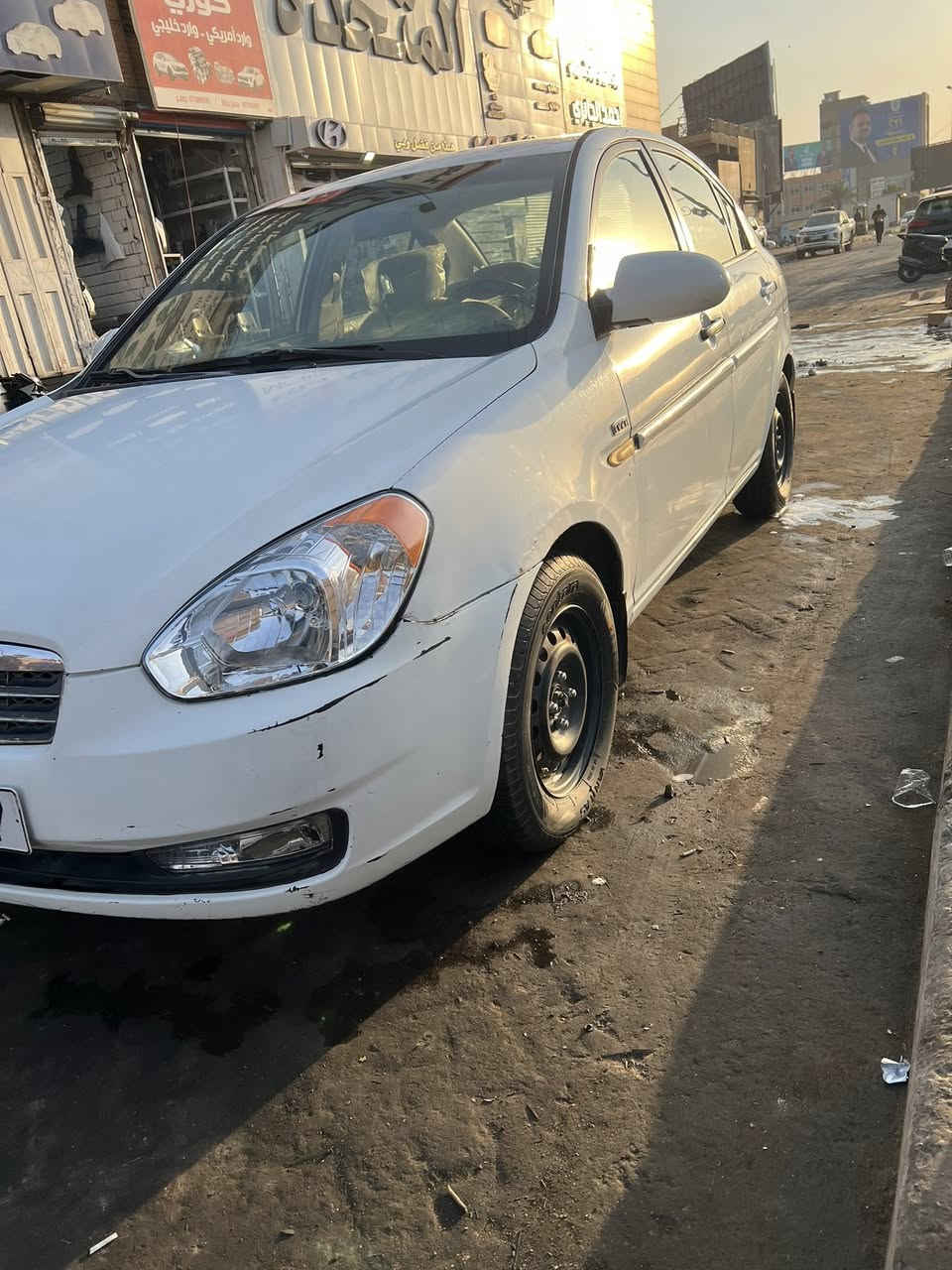 سلام عليكم اكسنت 2009خليجي سياره خير من الله هاي سياره كبالك موجود سونار وموجود فديو للسياره داير مدارير سعر 85وبيه مجال ***********  بغداد
