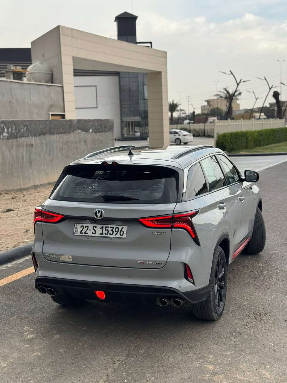 سلام عليكم شانجان cs75 بلس موديل 2022
عداد الكيلو 105 كم 
مواصفات غنيه عن التعريف 
سيارة جاهزة من كلشي داخل الضمان 
مكفولة كفاله عامة ما عدة الدعاميات فقط صبغ للجماليه 
سعرها مناسب 160 وبيهة مجال 
عنوان بغداد 
رقم الهاتف للاستفسار ***********
