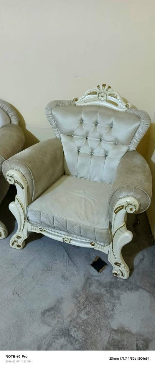 تخم قنفات ملكي 10 مقاعد نضيف جدا وجهين سعر450بيه مجال عنوان كربلاء حي المعلمين


**إذا كنت صاحب هذا الإعلان وتريد حذفه لأي سبب، رجاءا أرسل رسالة إلى الدعم الفني**