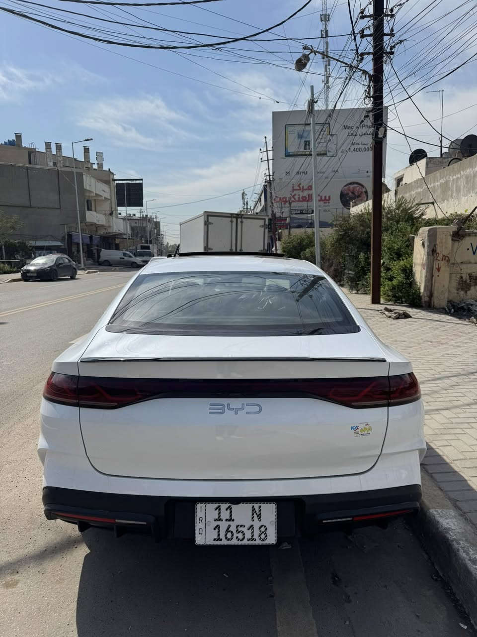 السلام عليكم 
QIN L 2024
ماشية 7000 كيلو فقط بحالة الزيرو
بطارية 120كم
بانوراما 
5 كامرات
كشن كهرباء
وباقي المواصفات الفول
السيارة جديدة وعليها ترتيبات 
انارة داخلية محيطية 64 لون 
الشاشة كاملة كل البرامج نازللها يوتيوب ويز والخ..
منفذين شحن ac&dc
ملحقاتها كاملة 
السعر 150 مجالها بسيط حك الجية
مكان التواجد سبع ابكار او ساحة اللقاء
***********
