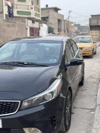 كيا فورتي 2017 محرك 2000 دوش السياره فول الفول ماشيه 100 ميل فتحه سقف/...