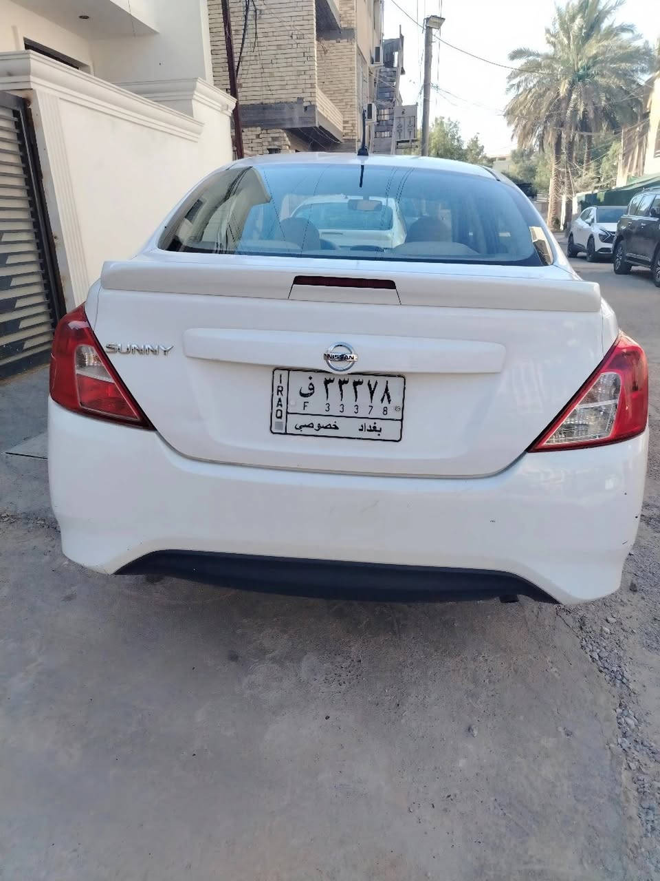 نيسان سني موديل 2017
حادث جاملغ امامي جهة السايق مبدل و البنيد مبدل و الجاملغ الايسر مفتوح و راجع نفسة وبيهة رصعة بل باب مبينة بل صور
 سيارة جاهزة و حلوة و مرتبة مال بيت سيارة ربع متصرف عليهة بأسمي و تحويل ثاني يوم المكان بغداد
السعر 90 وبيهة مجال
للاستفسار***********
