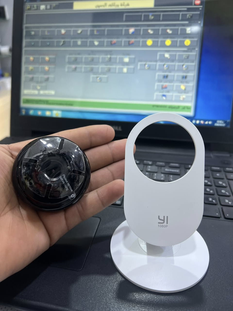 السلام عليكم اخوان كاميرات وايفاي جديد  الكبيره خارجيه سعره ٤٠ ولبقيه على ٣٠  *********** توصيل متوفر وين ما تريد
