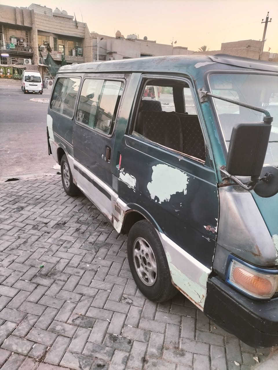 سلام عليكم كيا بستا للبيع مديل 95 رقم بغداد انكليزي سنويه لل 29 بسمي كير محرك اكسل خير من الله دوشمه حلوه السعر 35 وبيه مجال استفسار اكثر اتصل ***********
